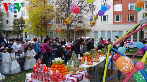 ส่งเสริมบทบาทของสตรีเวียดนามในต่างประเทศ